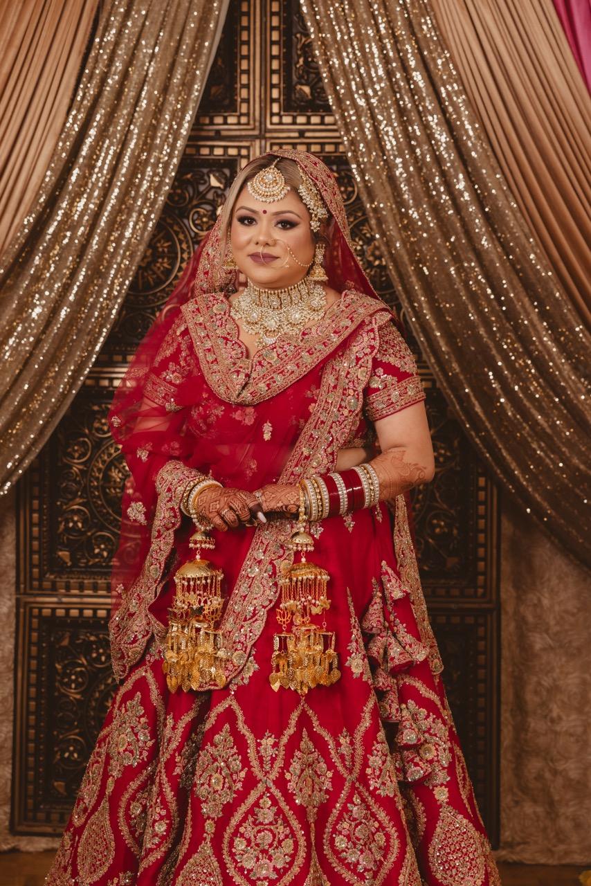 Mansi, wearing Outbox House